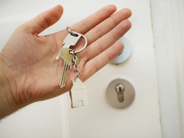 https://AllendonnieJ.StopRentingStartOwning.com